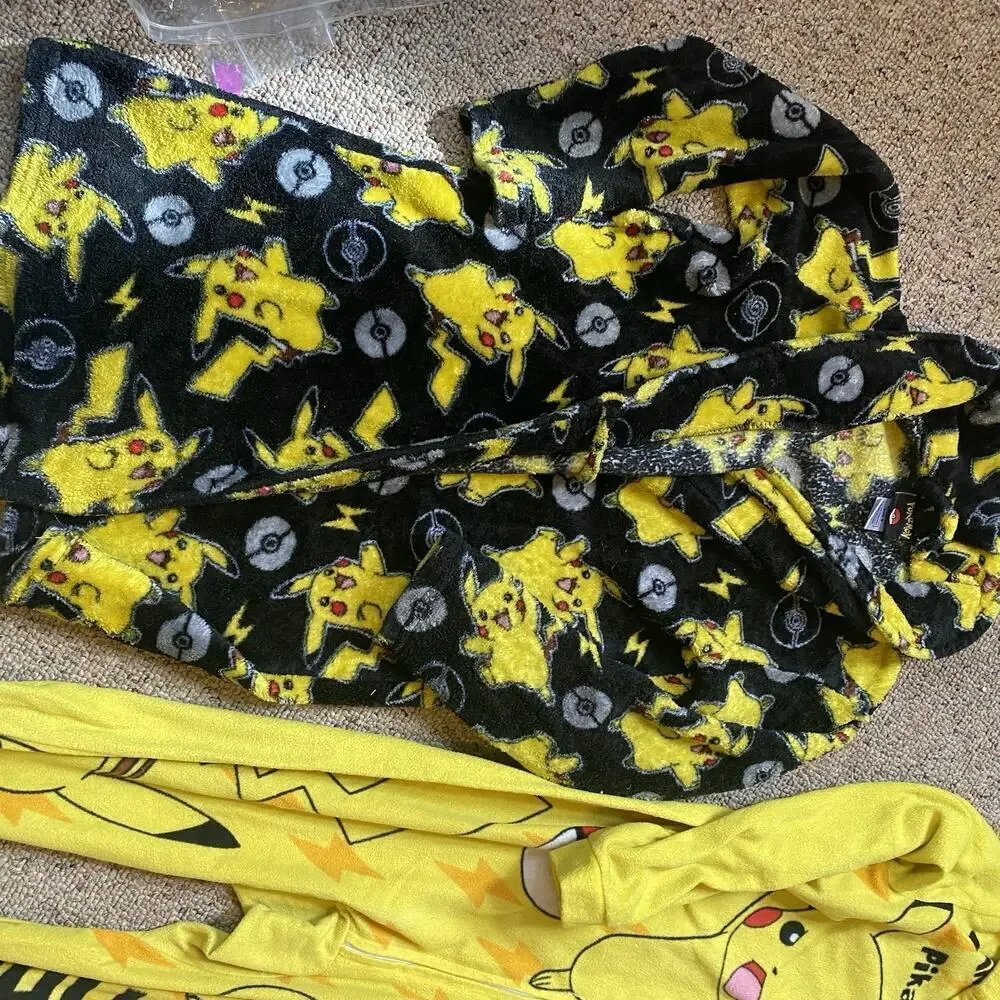 Pokemon Pikachu Fleece One Piece Hoodie Pajamas Robe Unisex Kids S/M Union Suit